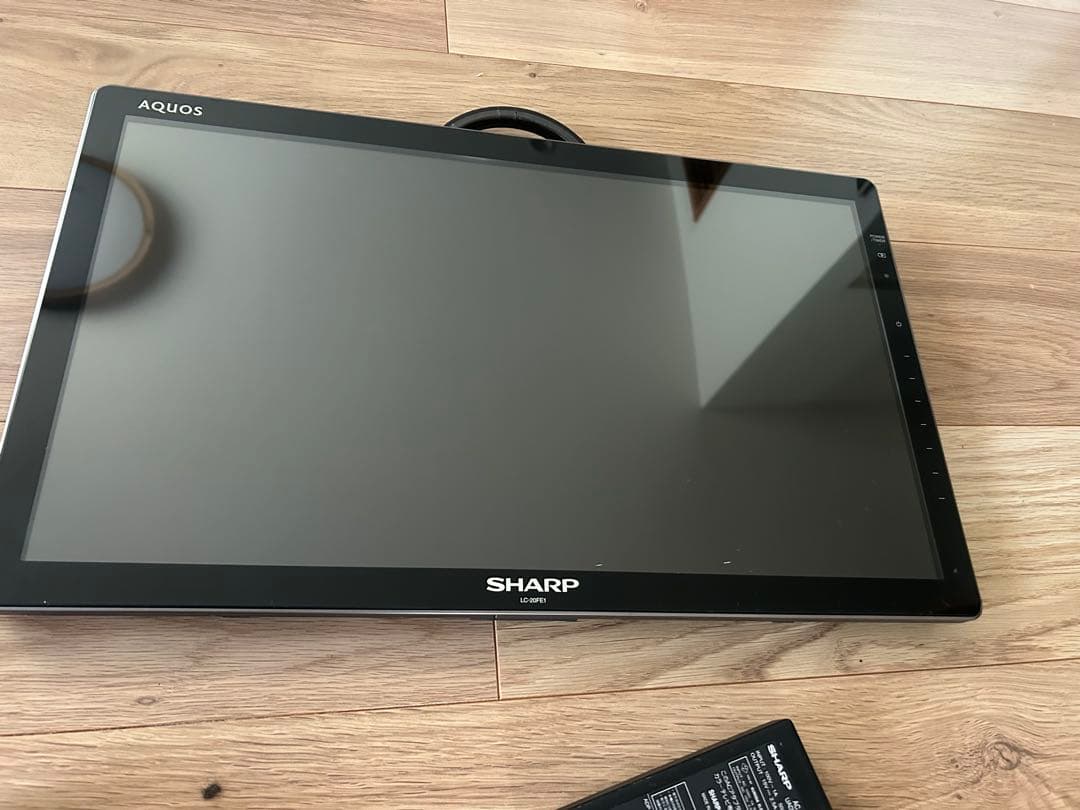 完動品SHARP AQUOS シャープ　アクオス　LC-20FE1