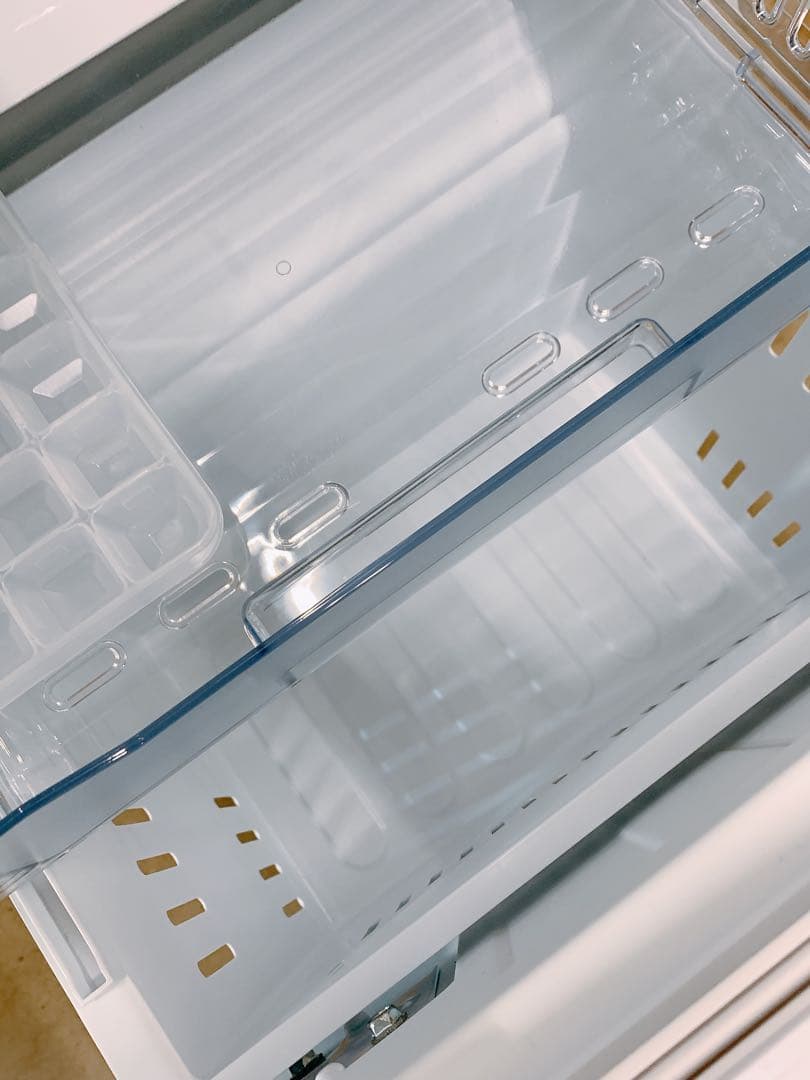 関東限定送料無料 YAMADA 冷凍冷蔵庫 1027か2 H 260