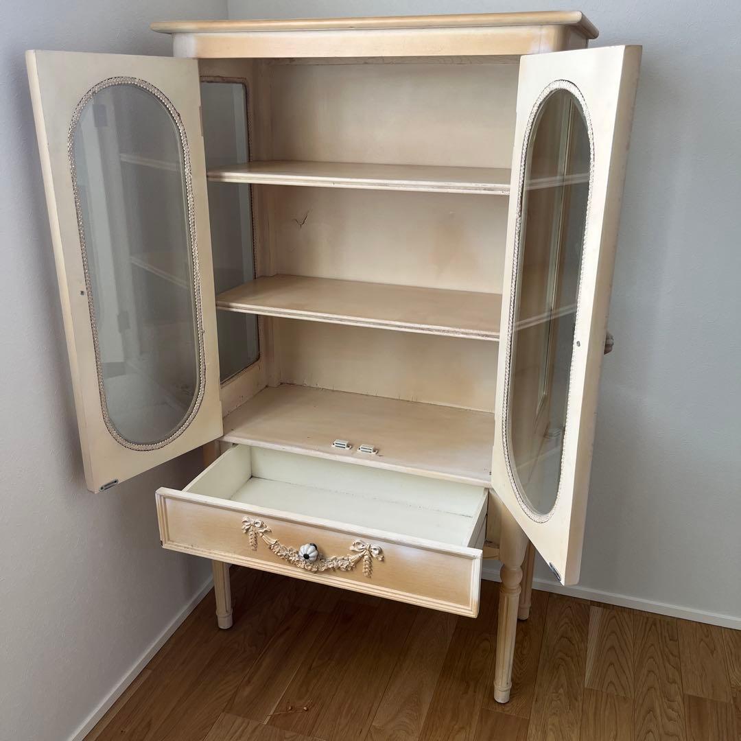 アンティーク　ガラス扉付きディスプレイキャビネット