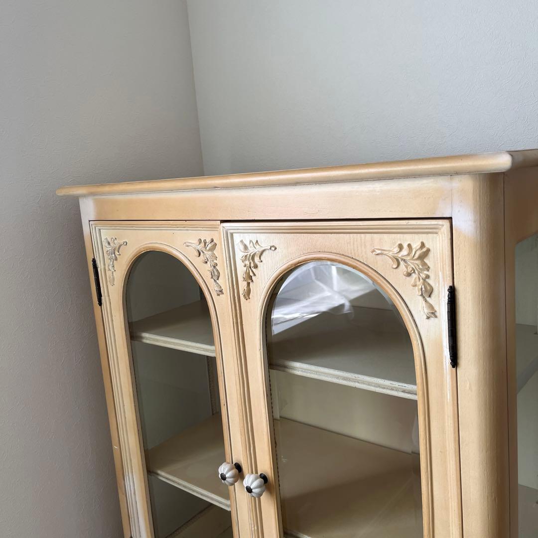 アンティーク　ガラス扉付きディスプレイキャビネット