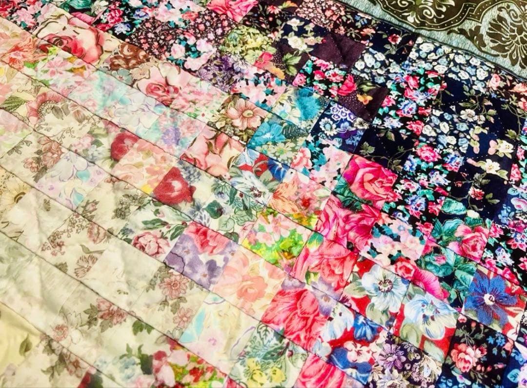 ヴィクトリアンキルトのクロス