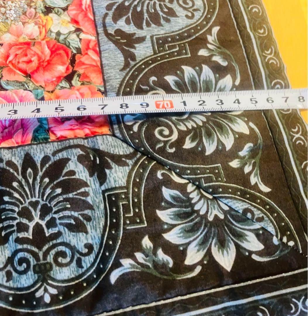 ヴィクトリアンキルトのクロス