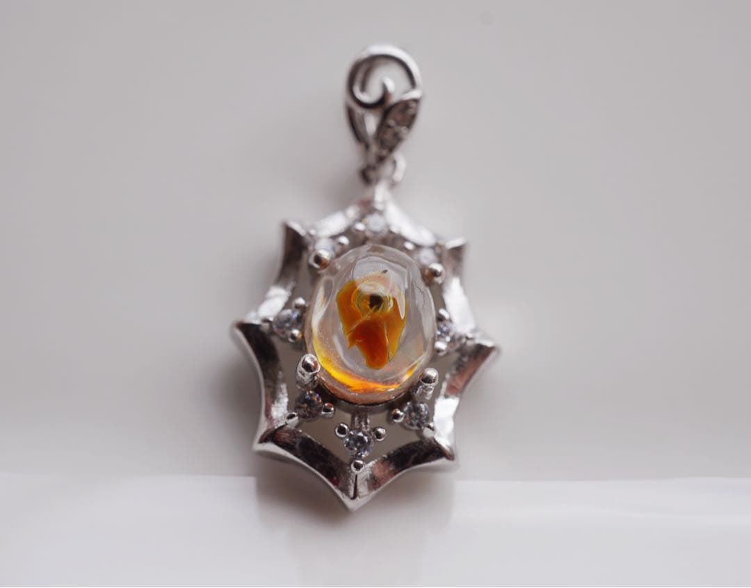 W2320 高品質 オイルインクォーツ ペンダントトップ