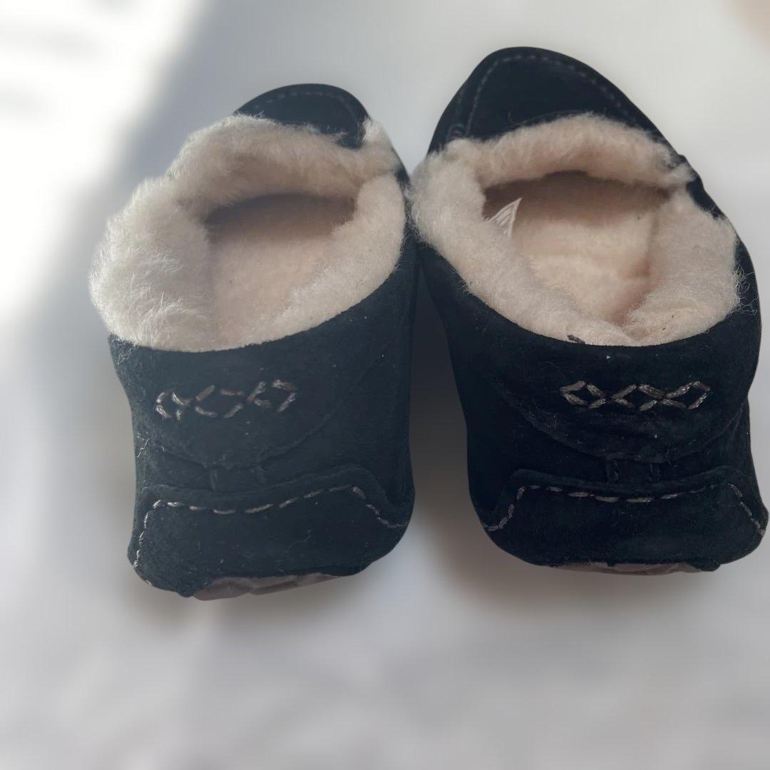 UGG アンスレー モカシンシューズ