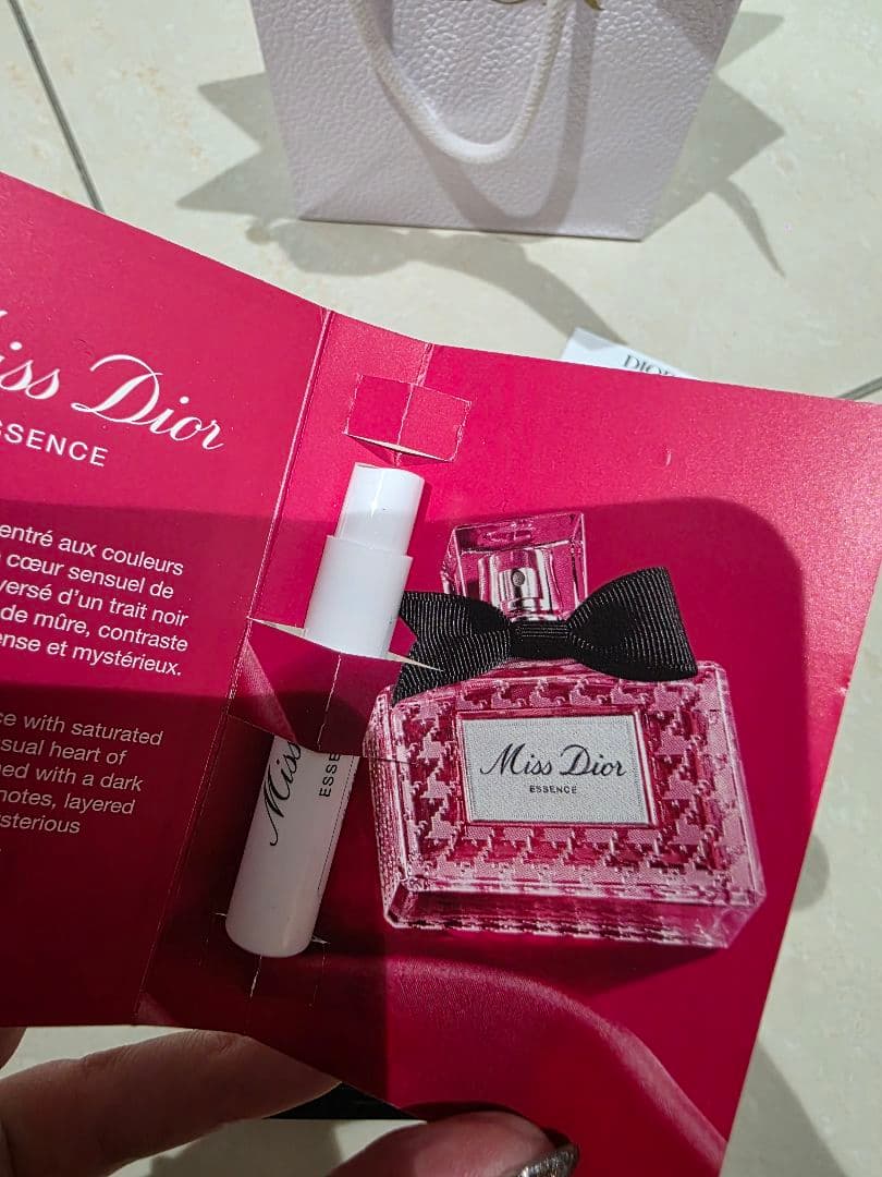 サンククルール 862 アイシャドウ ショッキングピンク missdior