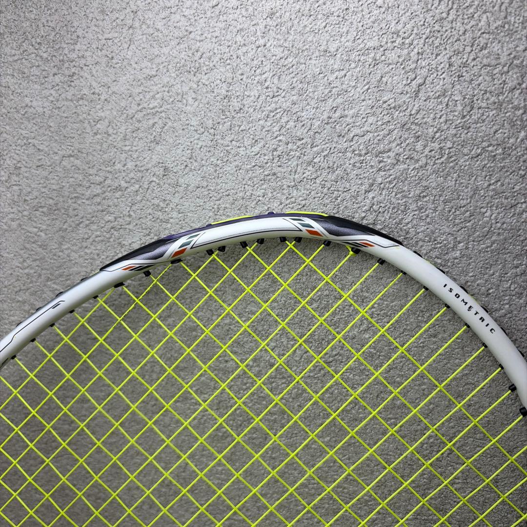 【極美品】YONEX VOLTRIC70 e-tune 3UG5廃盤②