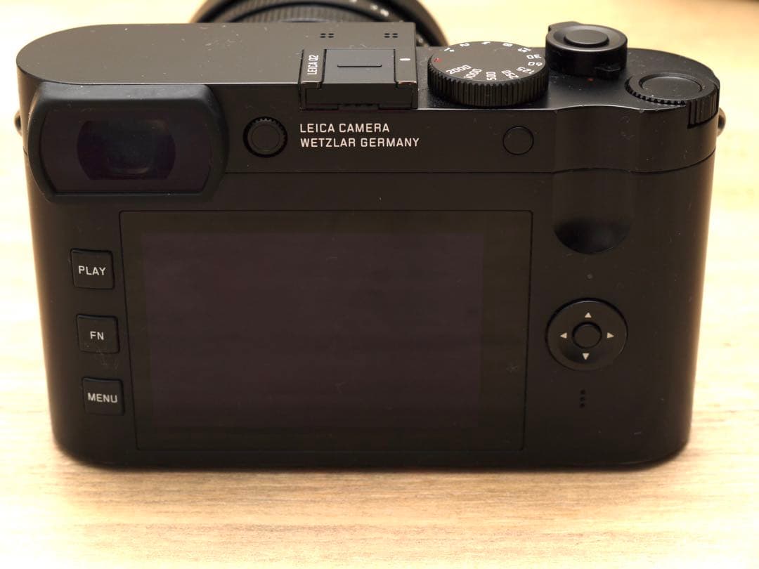 Leica Q2 コンパクトデジタルカメラ