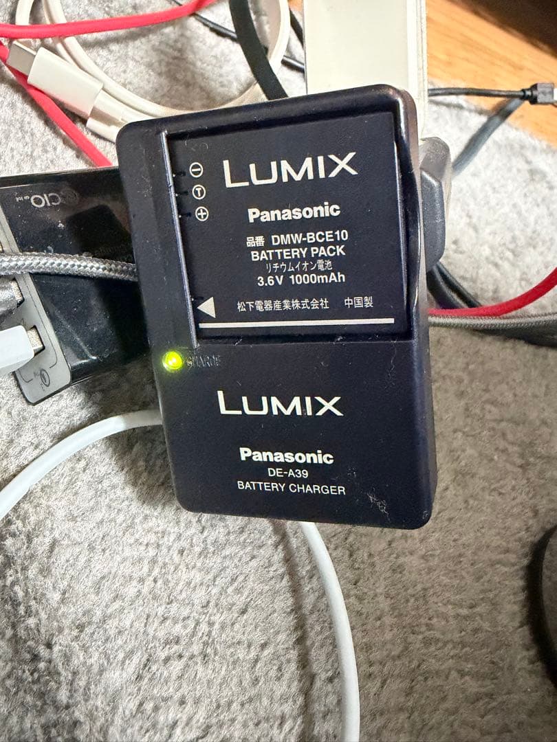 Panasonic LUMIX コンパクトデジタルカメラ　DMC-FS3