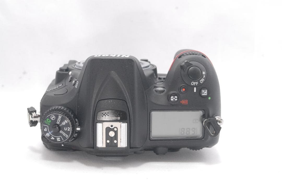 匿名配送✨Nikon D7200 デジタル一眼レフ レンズ付き　標準