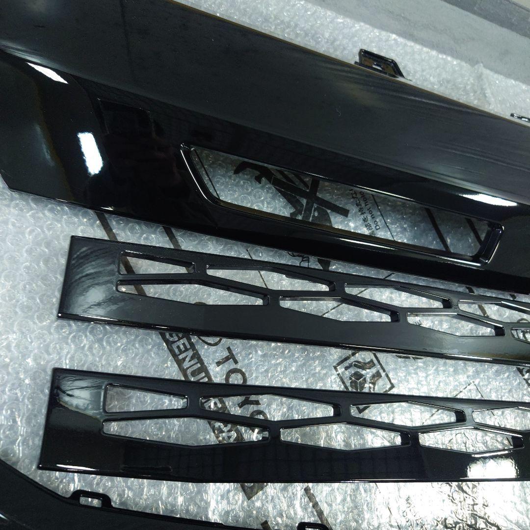 三菱デリカd5新型フロントグリルロアーバンパー