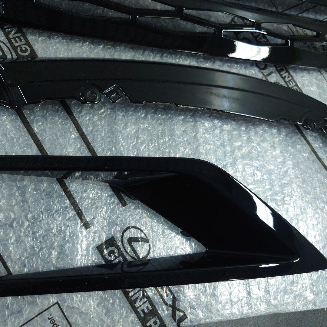 三菱デリカd5新型フロントグリルロアーバンパー