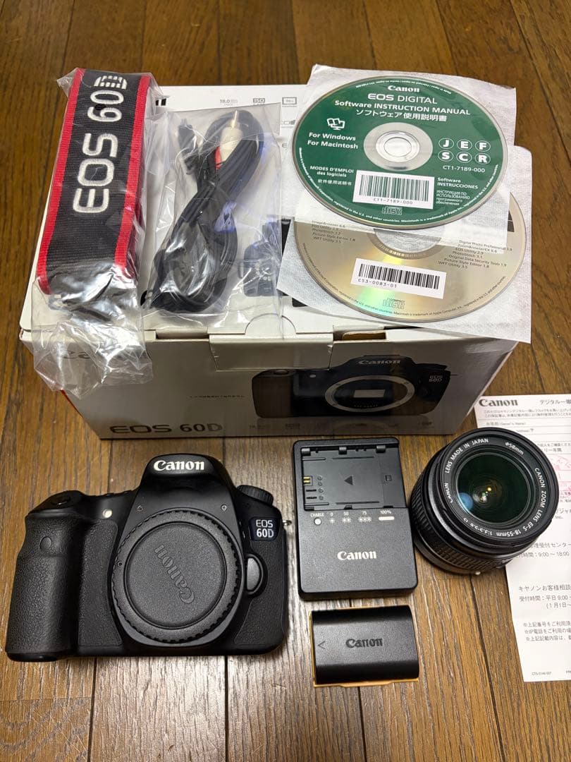 Canon EOS 60D デジタル一眼レフカメラ 本体とレンズ付き