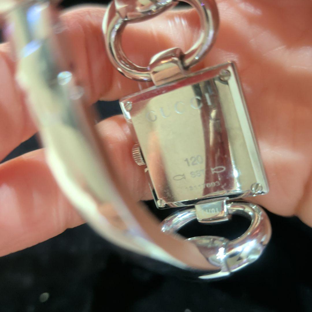 GUCCI　ピンク スクエアフェイス 腕時計