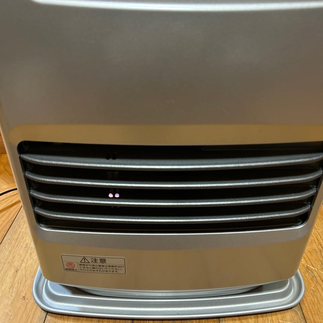 美品　Dainichi ダイニチ 石油ファンヒーターFW-3221S シルバー