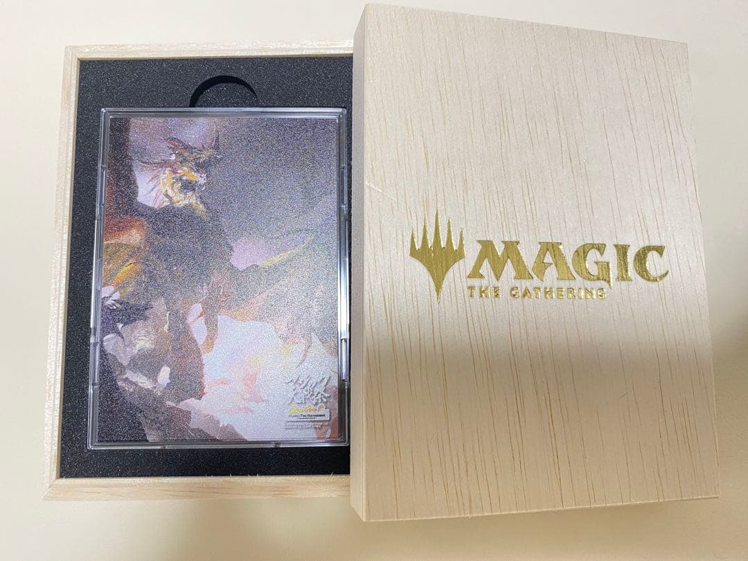 mtg 超稀少 大戦祭限定 桐箱付　フルプロテクトスリーブ 始祖ドラゴンecl