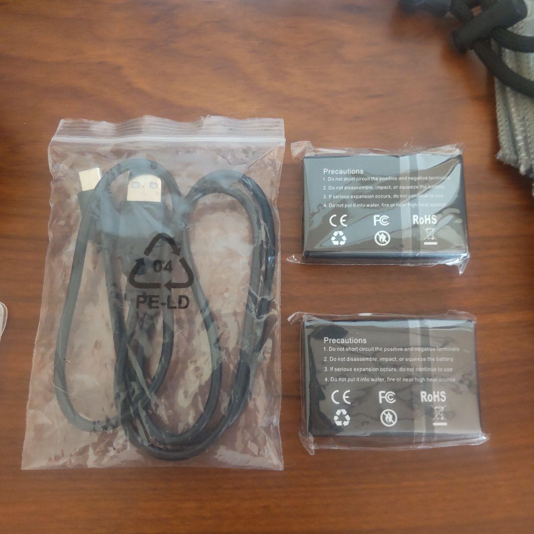 【美品】デジタルカメラ　バッテリー・レンズ・SDカード他おまけ付