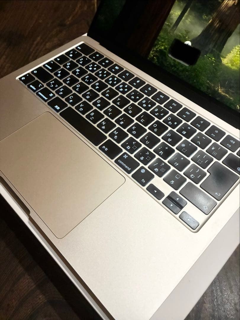 め*こ様 MacBook Air M2 2022 8G 256G 8コア　美品