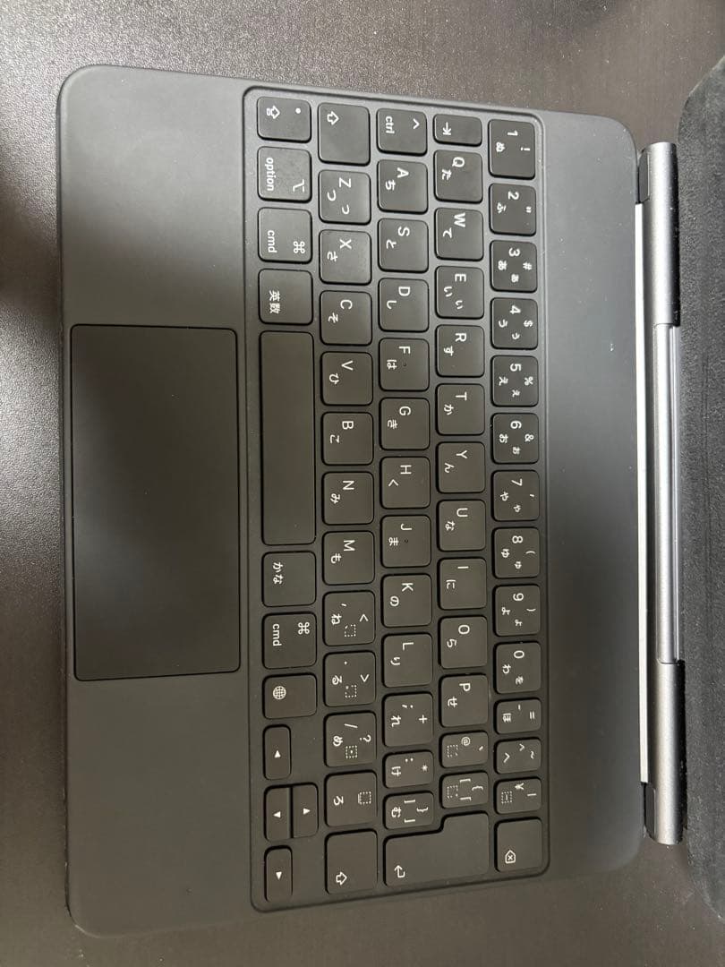 iPad Pro スペースグレー + Magic Keyboard