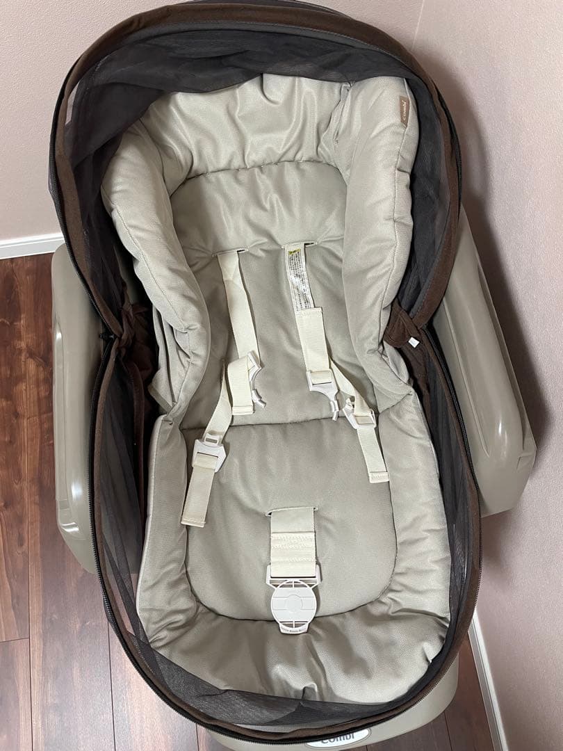 【美品】コンビ ネムリラ Fit AQ ハイローチェア マルチメッシュカバー付き