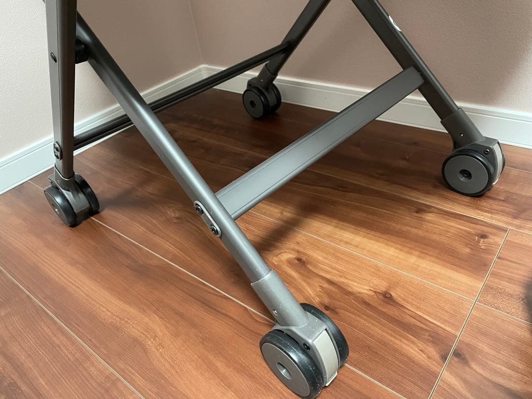 【美品】コンビ ネムリラ Fit AQ ハイローチェア マルチメッシュカバー付き