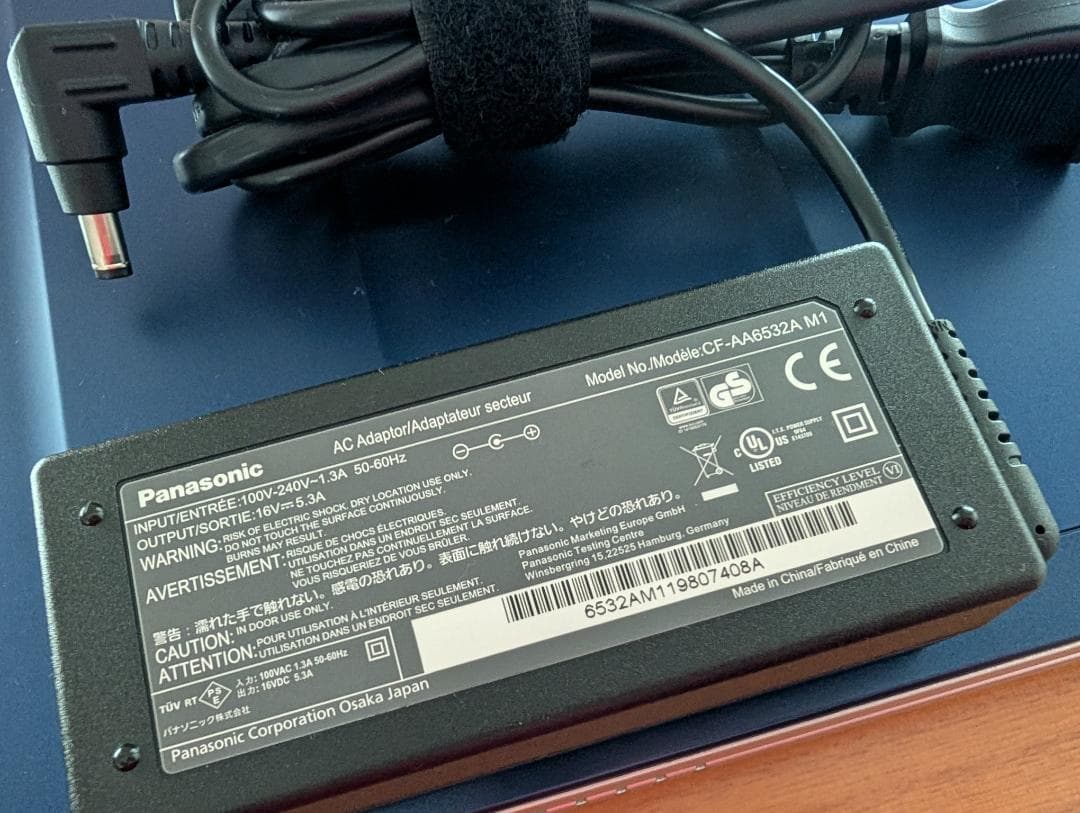 レッツノートSV7/プレミアム Core i7/16GB/3TB(SSD)