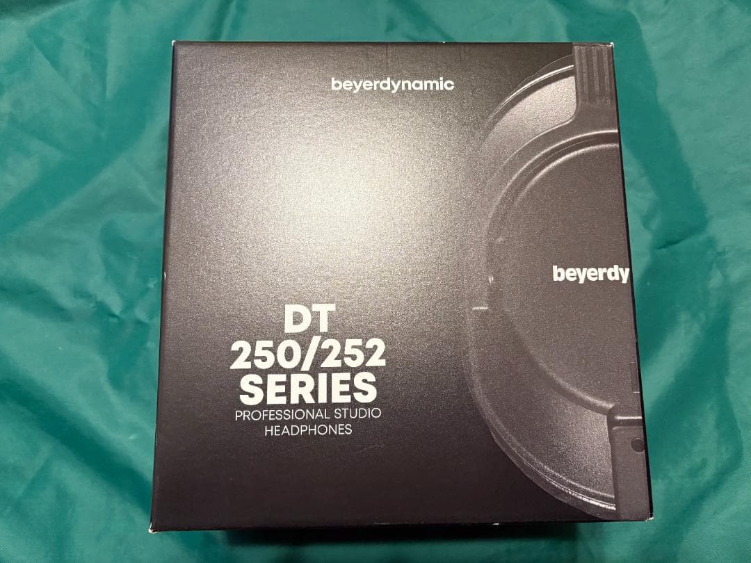 beyerdynamic DT250 250Ω 密閉型モニターヘッドホン