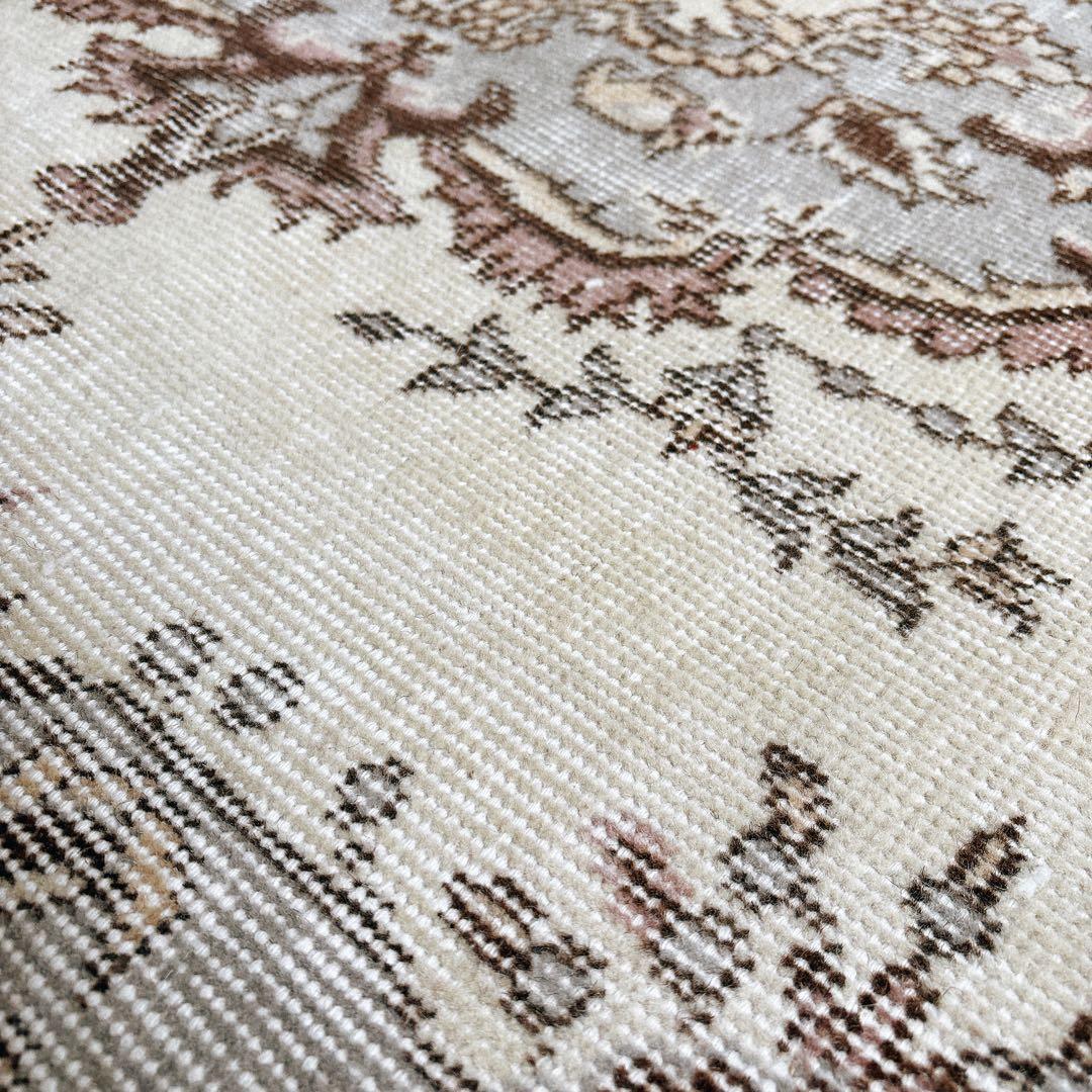 トルコ　ヴィンテージラグ　グレー　メダリオン