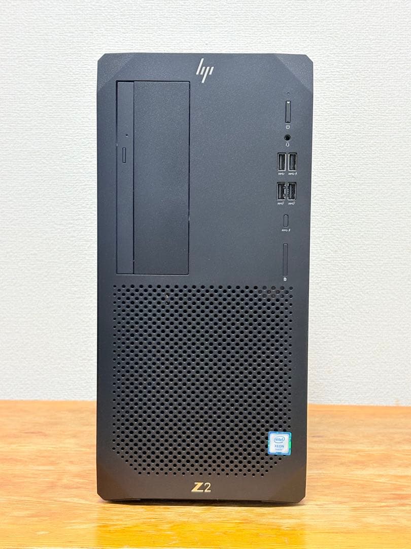 ベアボーン状態のHP Z2 Tower G5 （Xeon W-1250P付き）