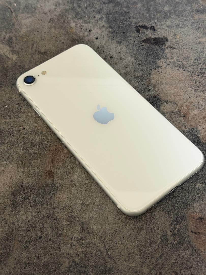 iPhoneSE 第二世代 64GB