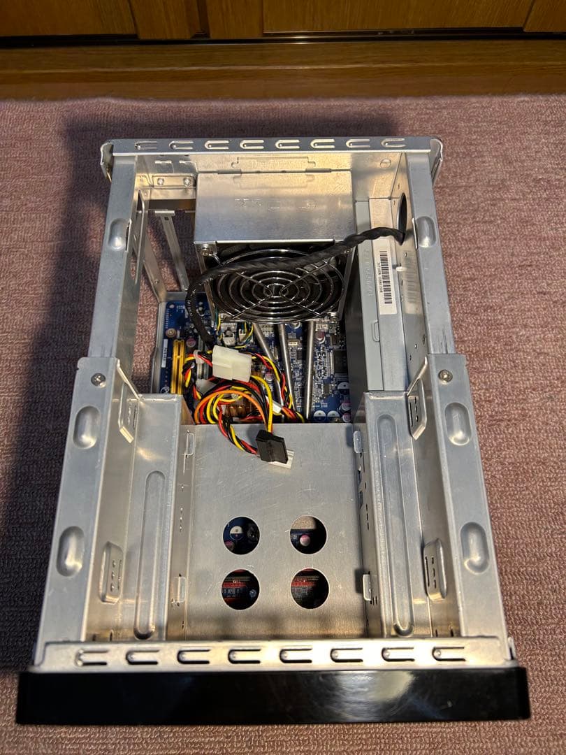 キューブ型ベアボーン Shuttle SA76G2 中古動作品 AMD