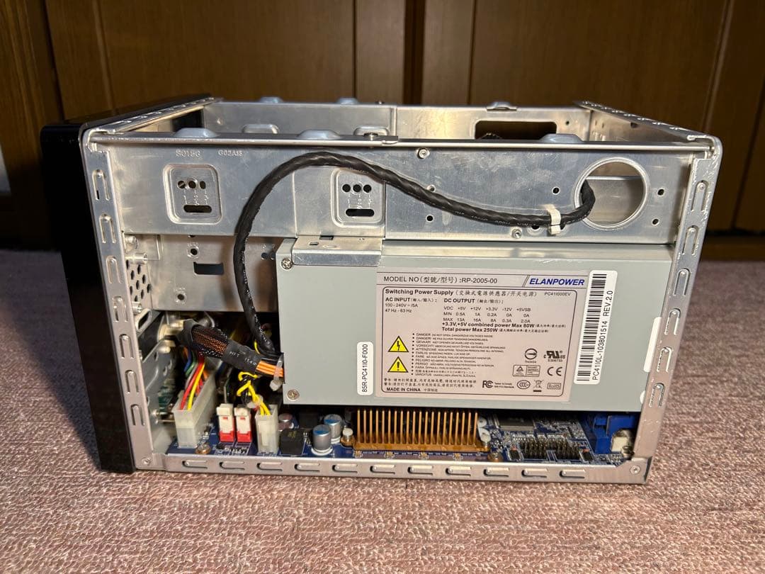 キューブ型ベアボーン Shuttle SA76G2 中古動作品 AMD