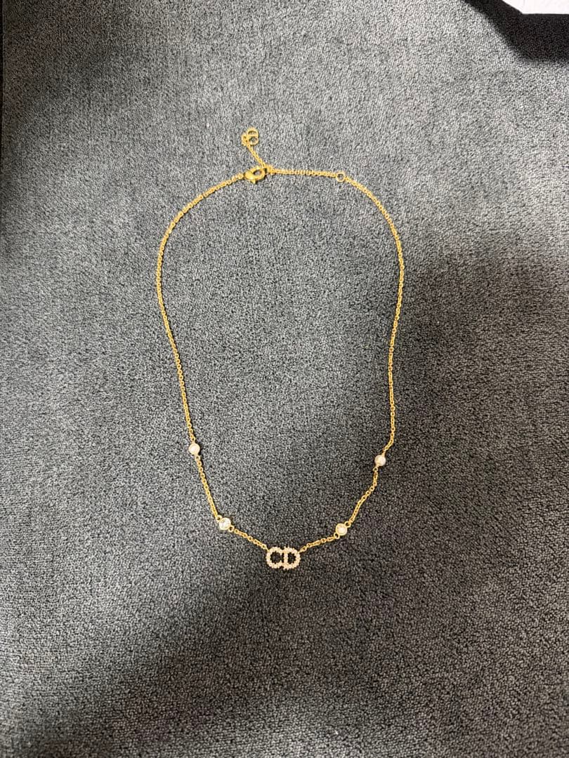 DIORネックレス