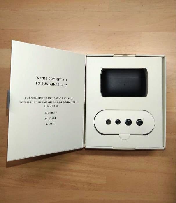 Jabra Elite 5 ワイヤレスイヤホン　包装箱・付属品・説明書一式付き