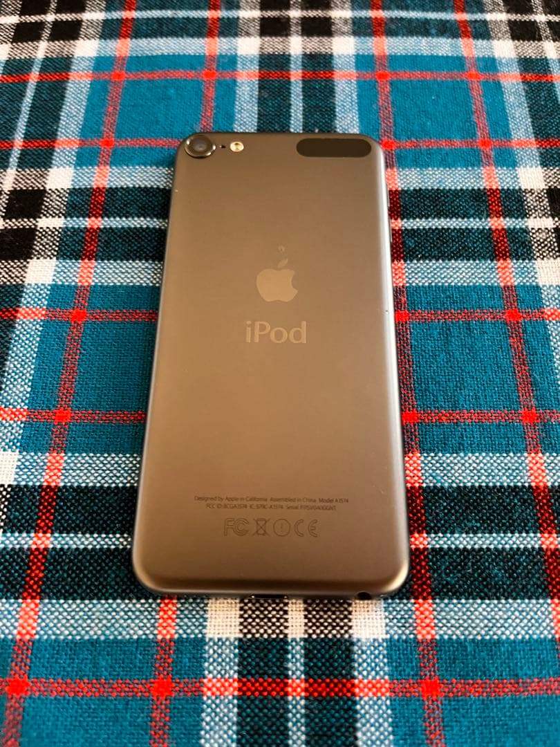 iPad mini 4 128GB スペースグレイ【iPod touch付】