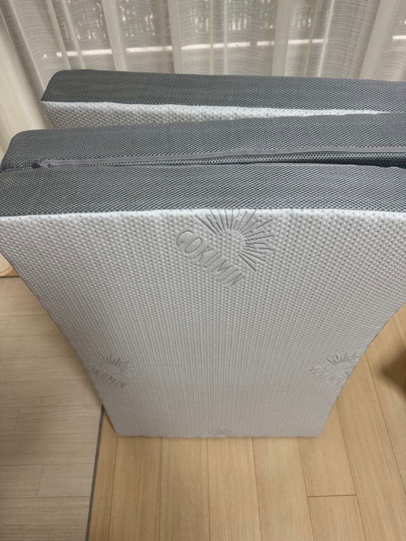 中古　GOKUMIN 三つ折りマットレス シングル 10cm