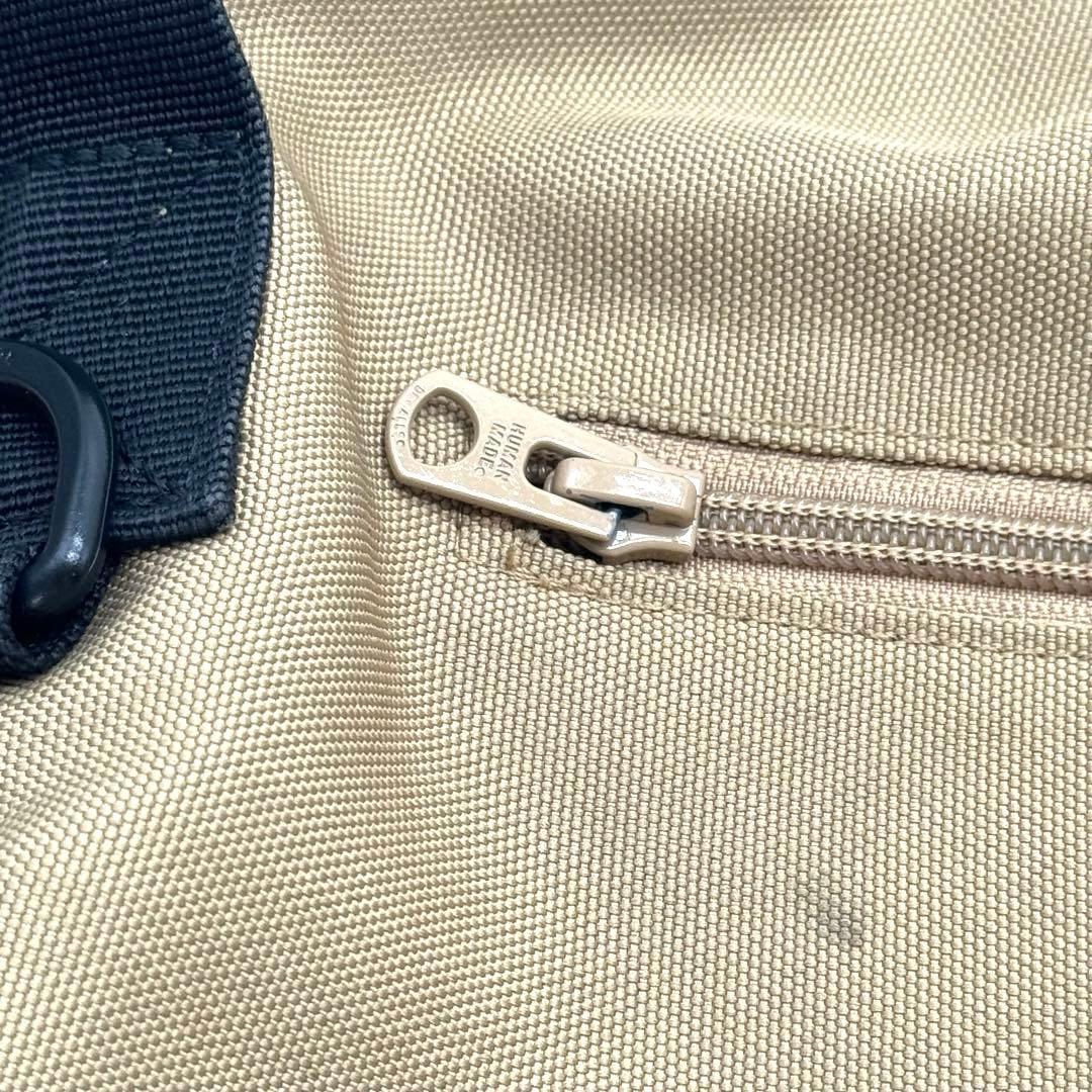 ヒューマンメイド　ガールズドントクライ　メッセンジャーバッグ ベージュ　中古良品