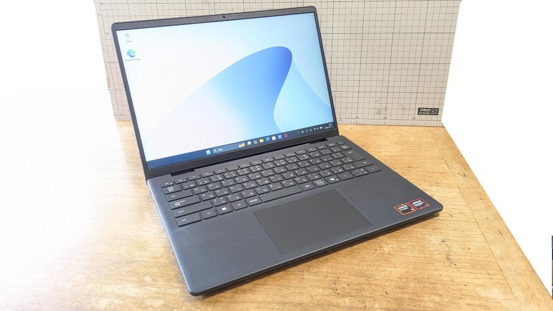 高年式　DELL /Win11/Ryzen5-8540U/16GB/SSD