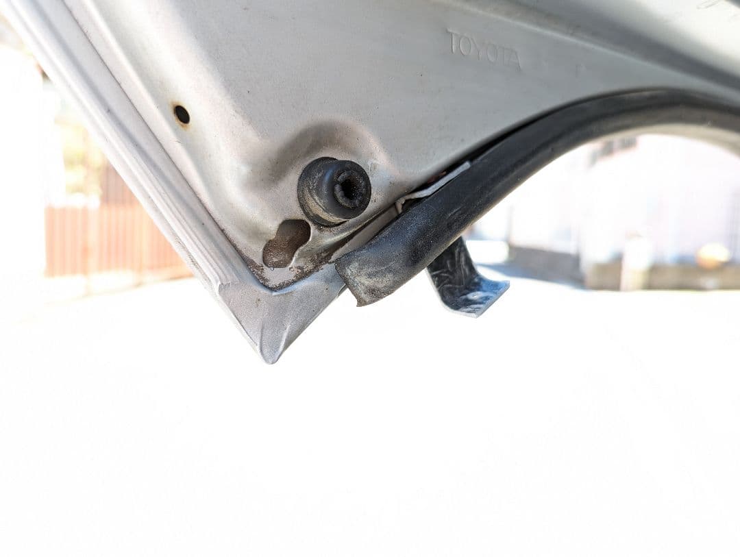 ハイエース オーバーフェンダー ビス止め ローダウンルック 30 ミリ 車検対応