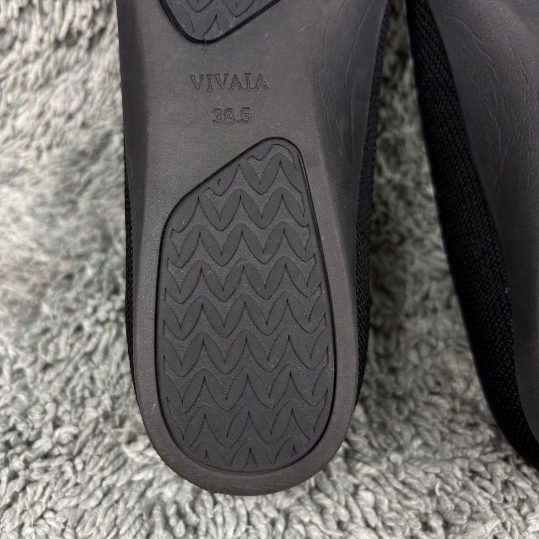 未使用級 VIVAIA ブラック ポインテッドトゥ フラットシューズ 24.5