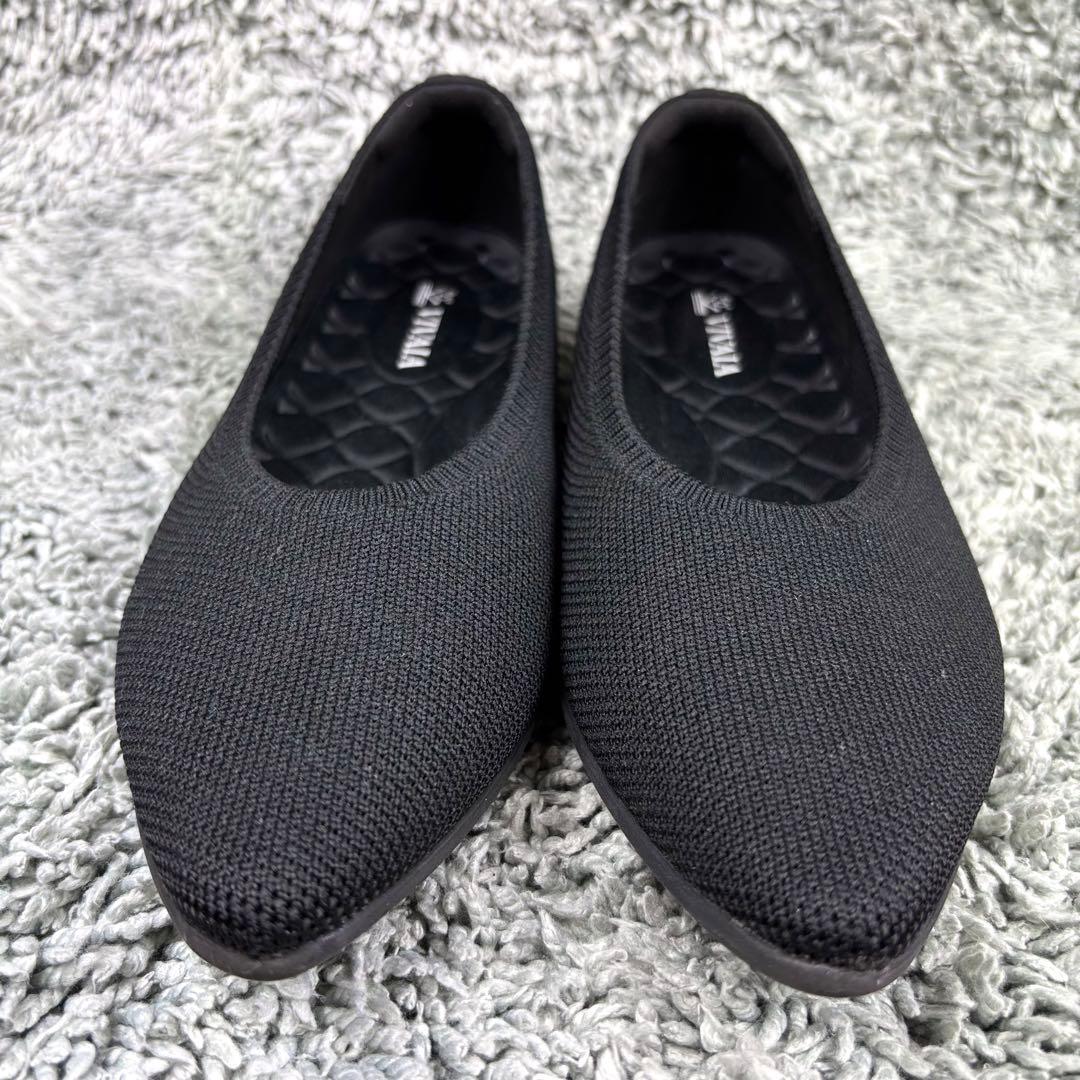 未使用級 VIVAIA ブラック ポインテッドトゥ フラットシューズ 24.5