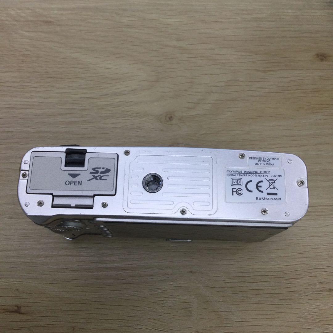 133/OLYMPUS PEN E–P3 シルバー