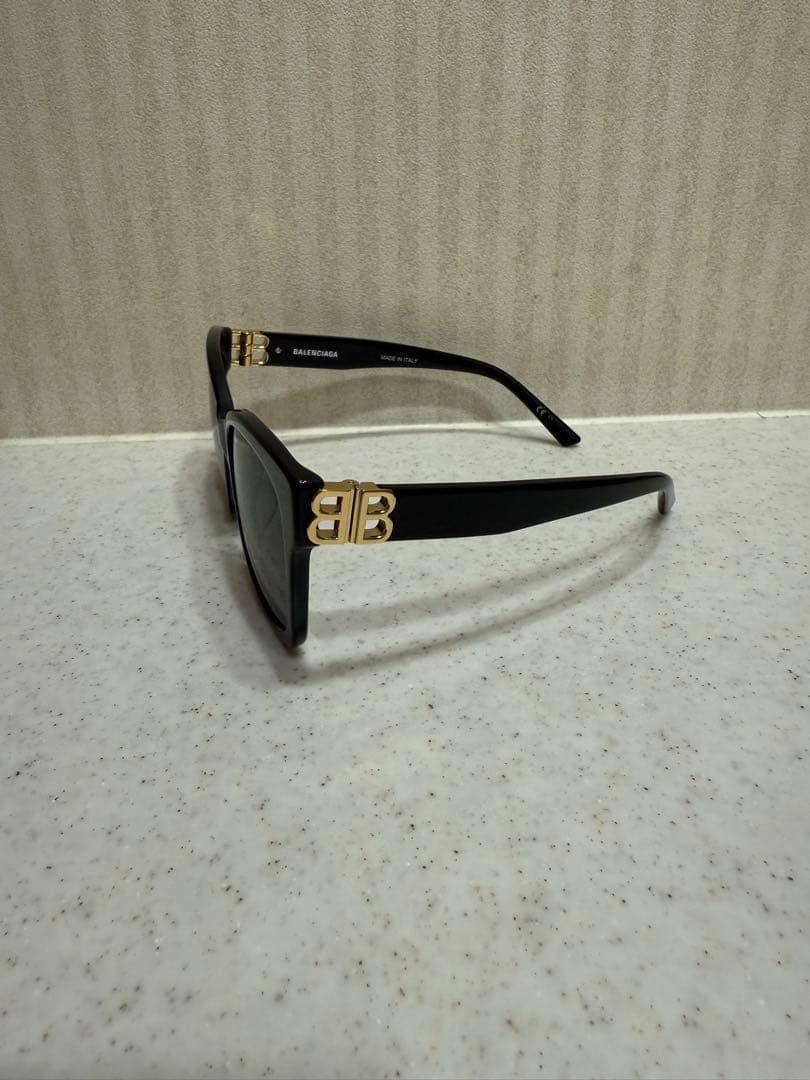 バレンシアガ　DYNASTY SQUARE サングラス