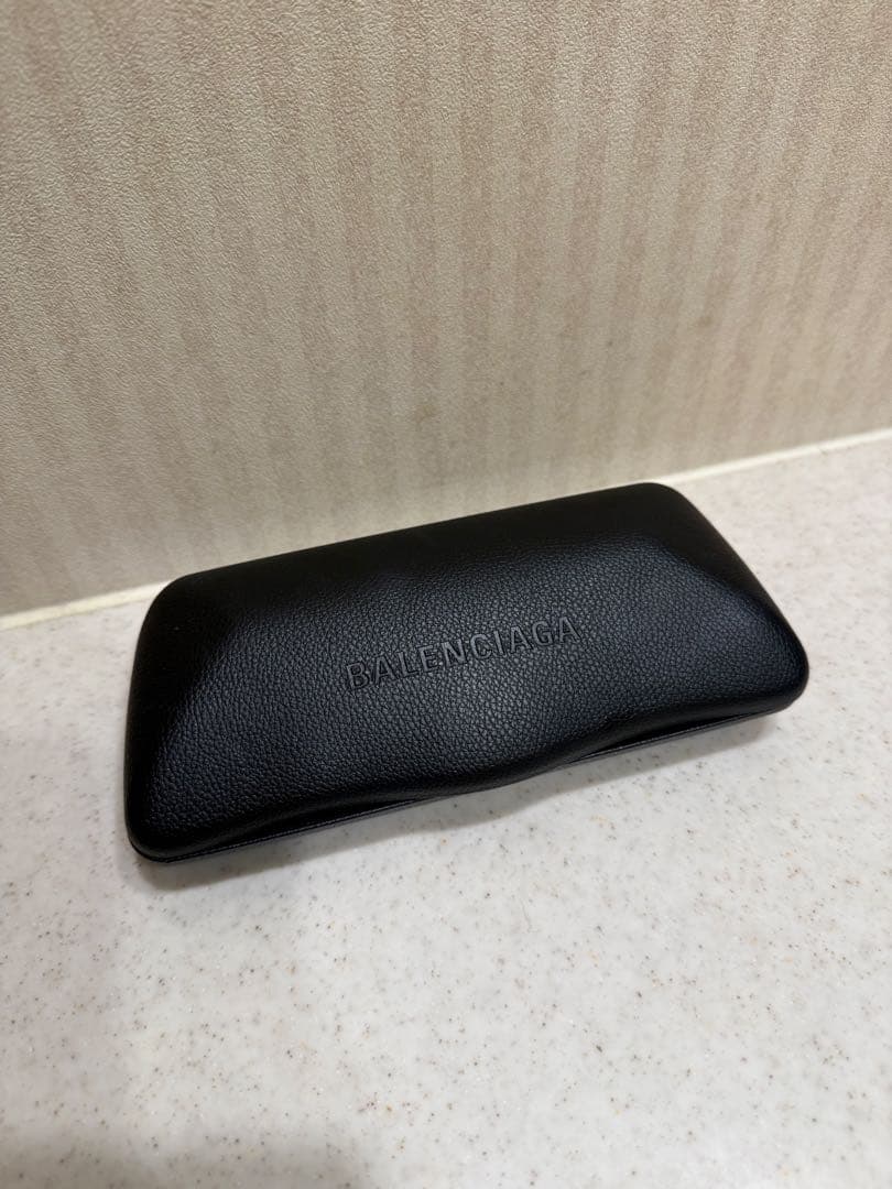 バレンシアガ　DYNASTY SQUARE サングラス