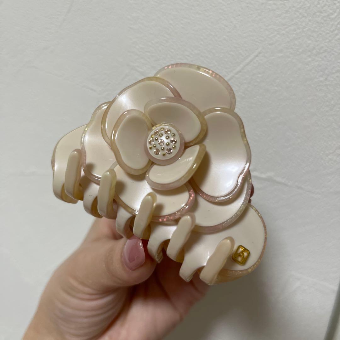 アレクサンドルドゥパリ 希少　カメリア グラデーション クリップ