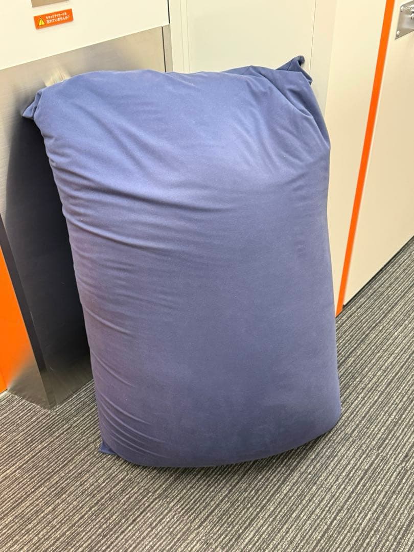 Yogibo Midi ネイビー ビーズクッション