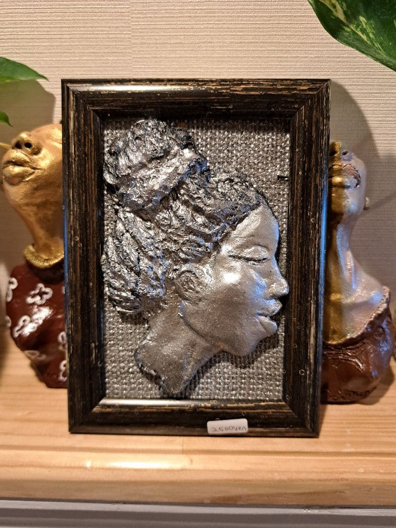 AKoさん専用　おまとめ　レリーフ二点　&　陶芸