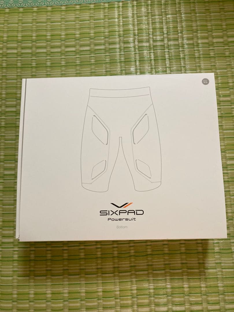 極美品 SIXPAD パワースーツ メンズ トップ&ボトムセットLLサイズ