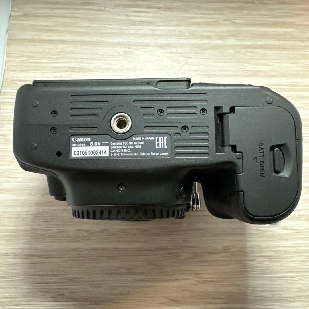 Canon EOS 90D 本体 バッテリー・チャージャー付き