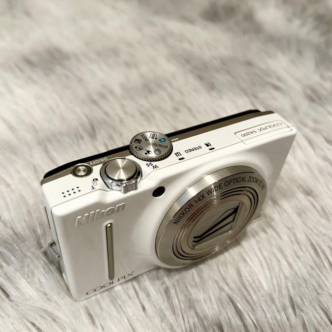 【✨美品✨】Nikon COOLPIX S8200【✨バッテリー付き✨】