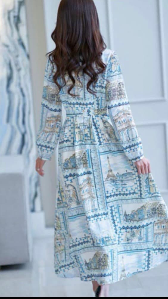 EmiriaWiz　エミリアウィズ　パリ柄ロングワンピース